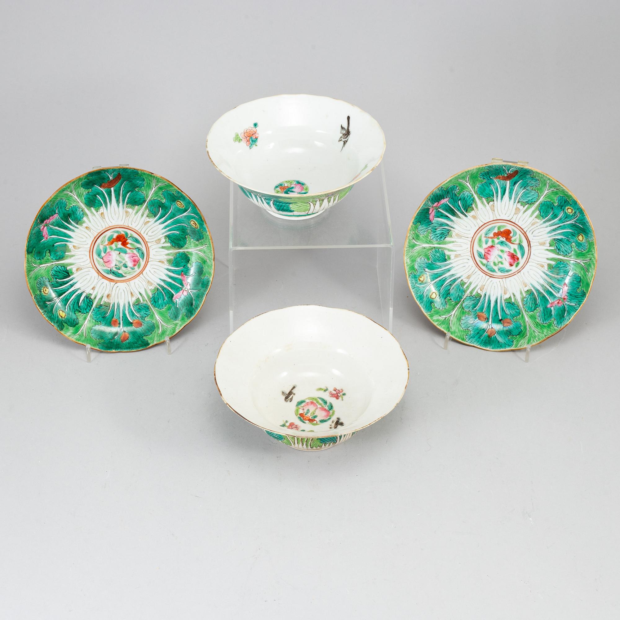 A pair of bowls, late Qing dynasty, circa 1900.