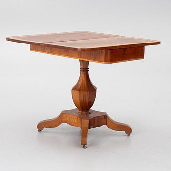 A games table, 19th Century.