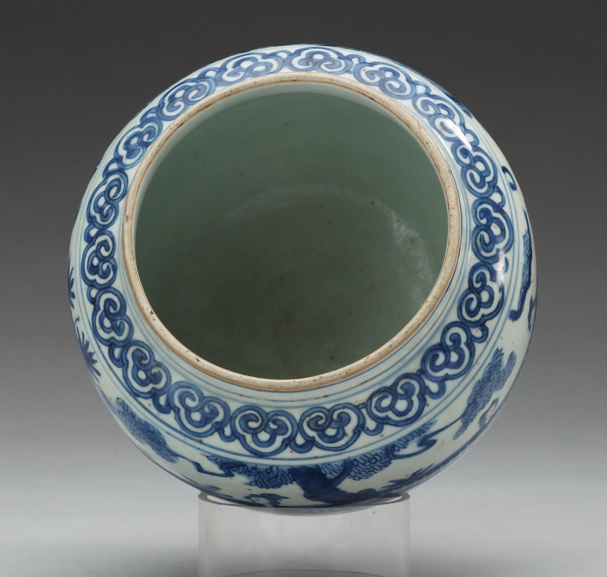 A blue and white jar, Ming dynasty, 17th Century.