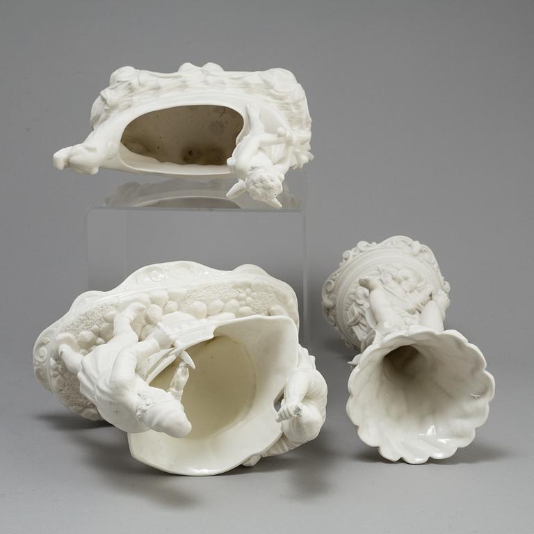 TWO PARIAN BOWLS AND A VAS, Gustafsberg and Rörstrand, ca 1900.