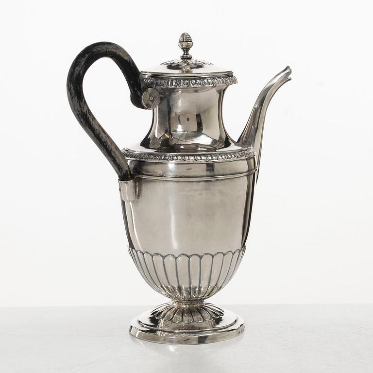 A Swedish silver coffee pot, silver, marks of Olof Sohlberg, Falun 1840.