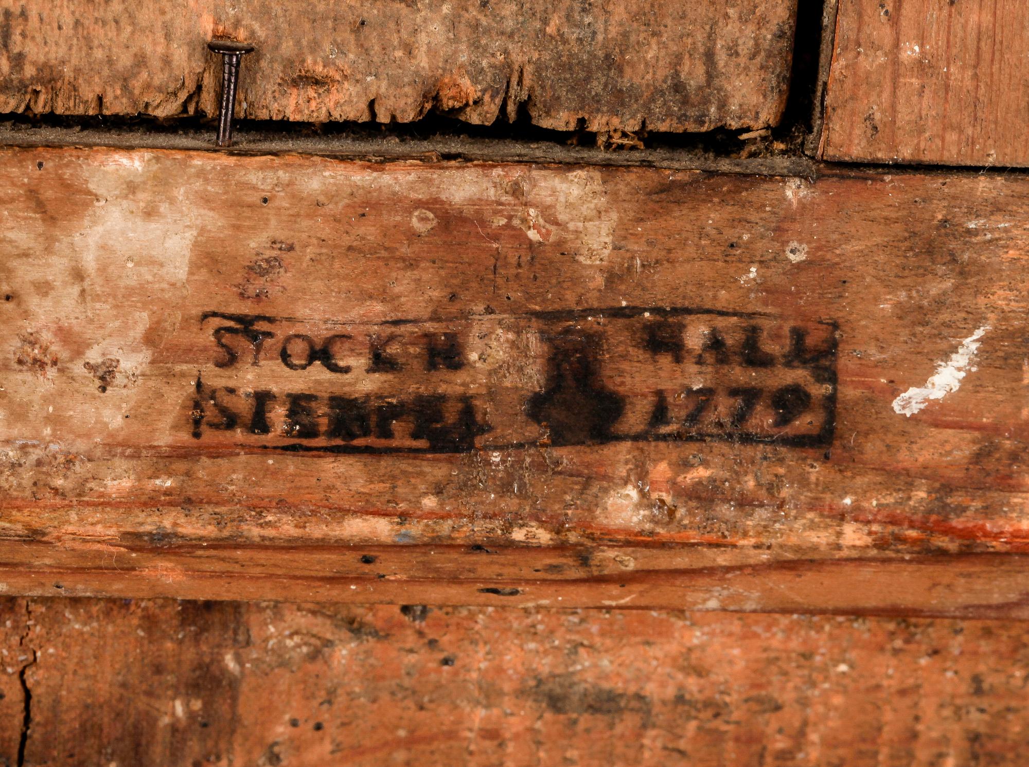 SPEGEL, rokoko, otydligt signerad, Stockholms hallstämpel 1779.