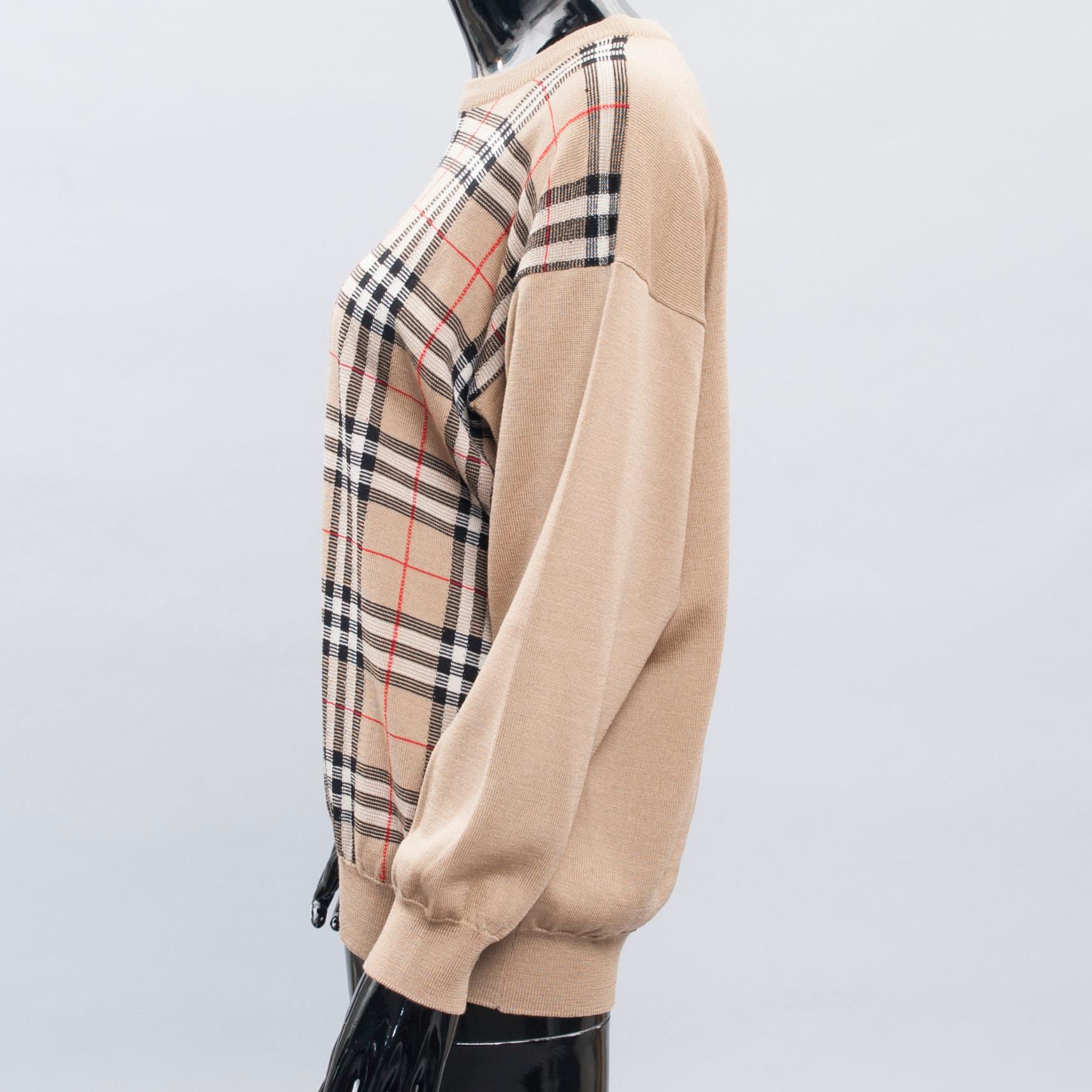 BLUS, Burberry.