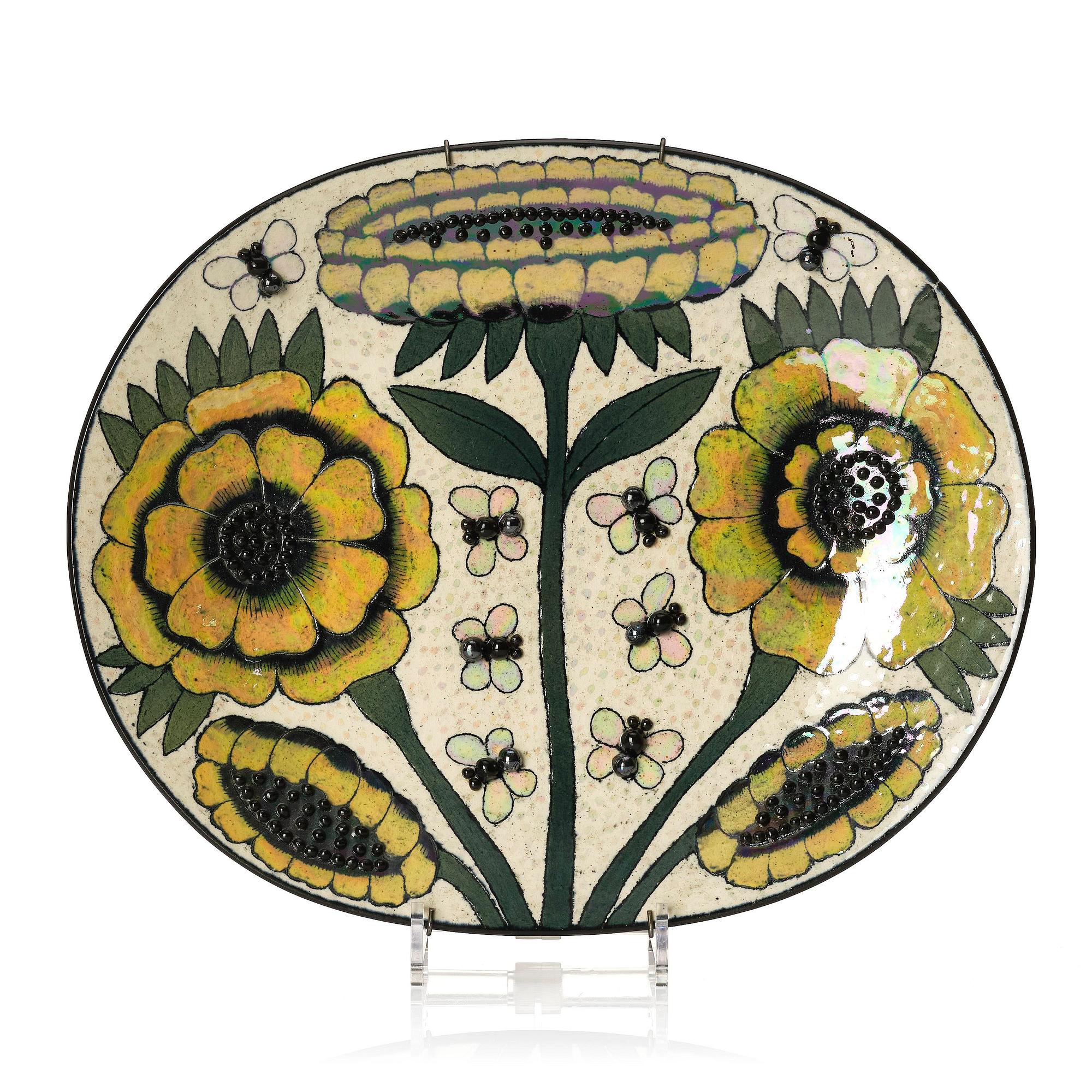 Birger Kaipiainen, a ceramic dish, Arabia, Finland.