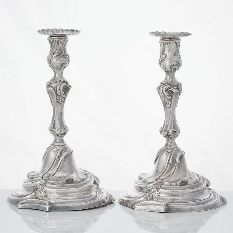 Arvid Floberg, ljusstakar, 4 st, lika, silver, Stockholm 1768 och 1779. Rokoko.