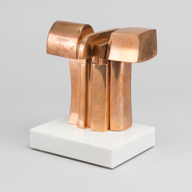 JOSÉ LUIS SANCHEZ, sculpture signed and numbered 956/1000 bronze.