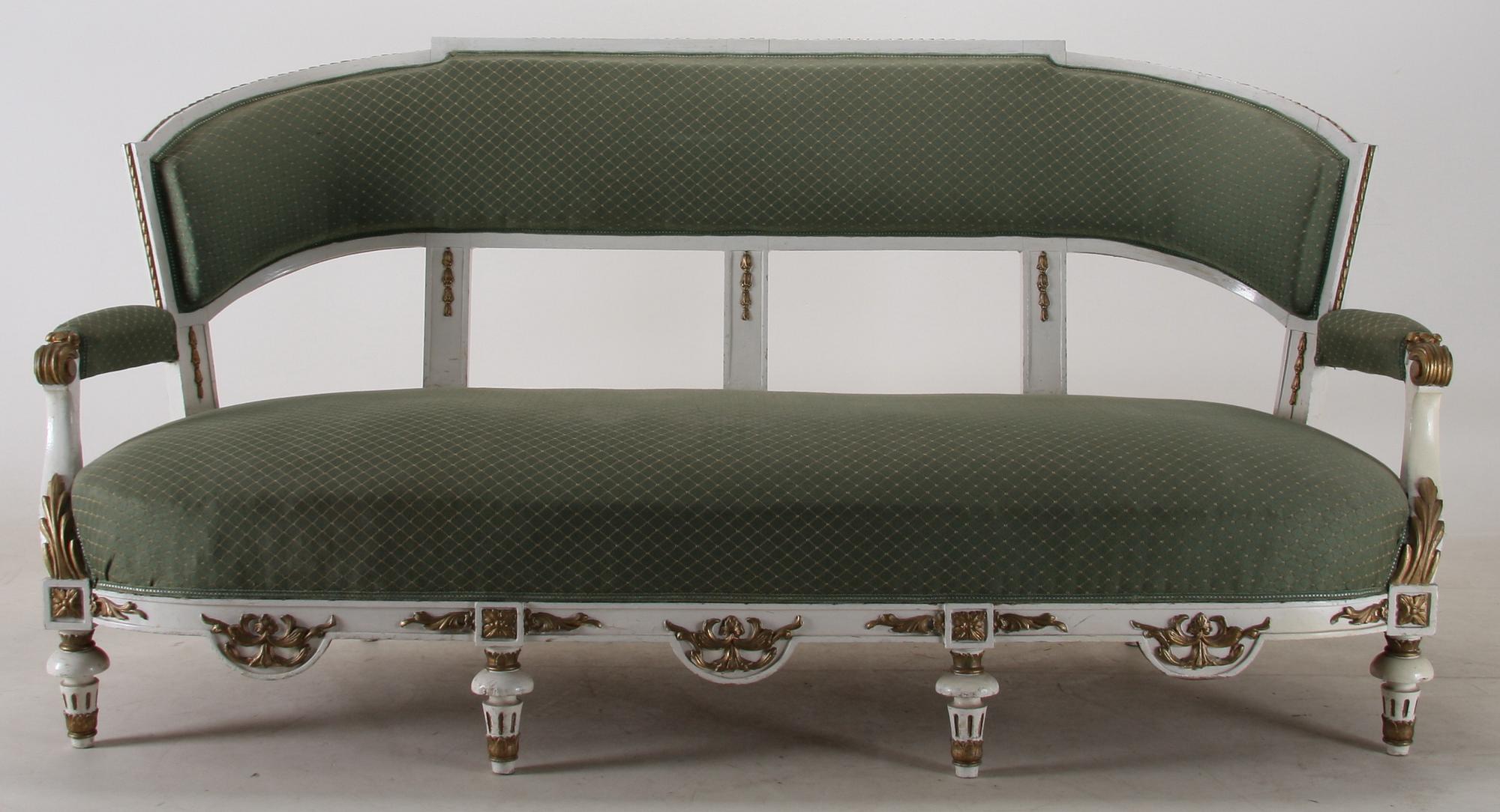 SOFFA, Louis-XVI stil, 1900-talets början.