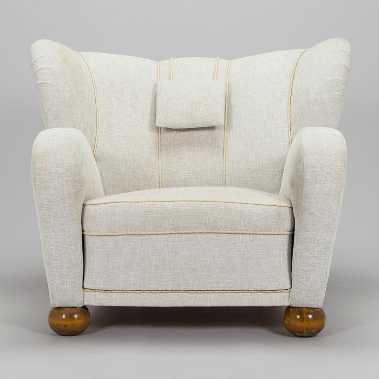Märta Blomstedt, an 'Aulanko-model' armchair. Designed in 1939.