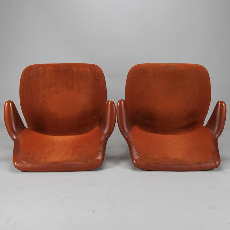 STOLAR, ett par, "Lulu" design Ilmari Tapiovaara, märkta Asko, 1960-tal.