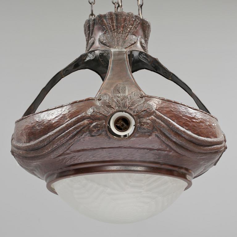 TAKLAMPA, jugend, 1900-talets början, h ca 83.