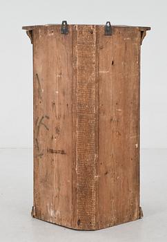 HÖRNHÄNGSKÅP, allmoge, Rättvik, Dalarna. Dat 1786.
