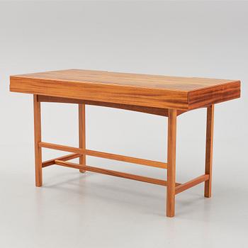 Josef Frank, a model '1022' desk, made by AB Eriksson & söner for Firma Svenskt Tenn, Sweden, post 1985.