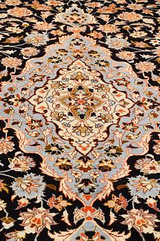 MATTA, Najafabad, 385 x 275 cm.