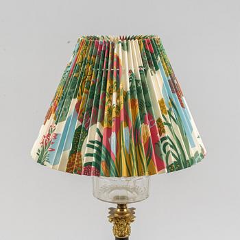 Bordslampa, första halvan av 1900-talet.
