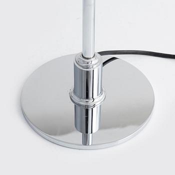 Poul Henningsen, a 'PH 3/2' table lamp, Louis Poulsen, Denmark.