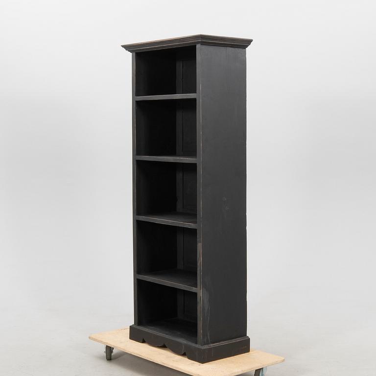 Shelf from the first half of the 20th century.