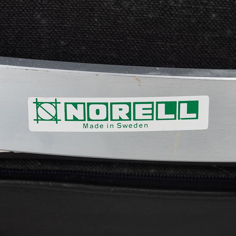 Arne Norell, fåtölj med fotpall, "Ari", Norell Möbel AB.