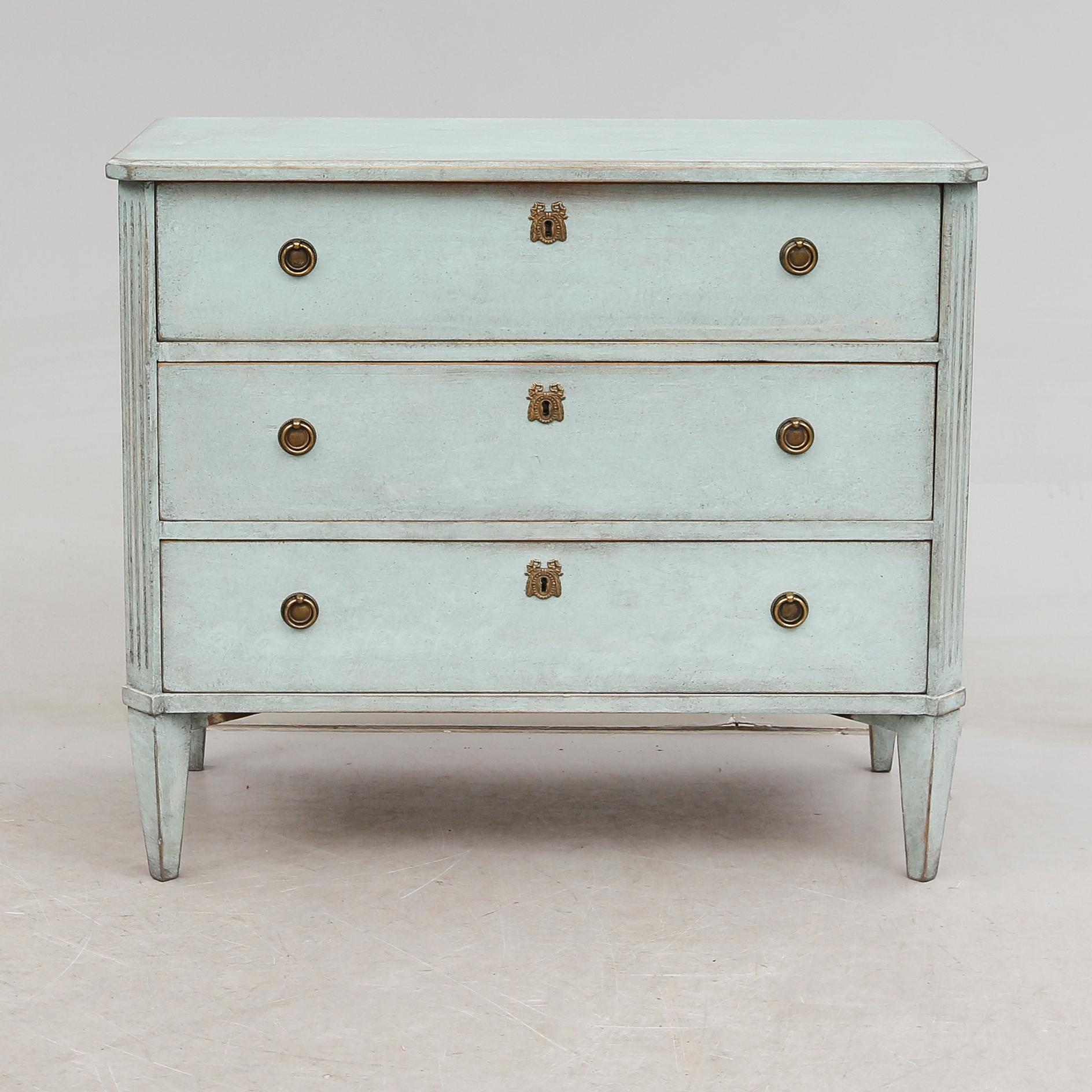 BYRÅ, gustaviansk stil, 1900-talets första hälft.