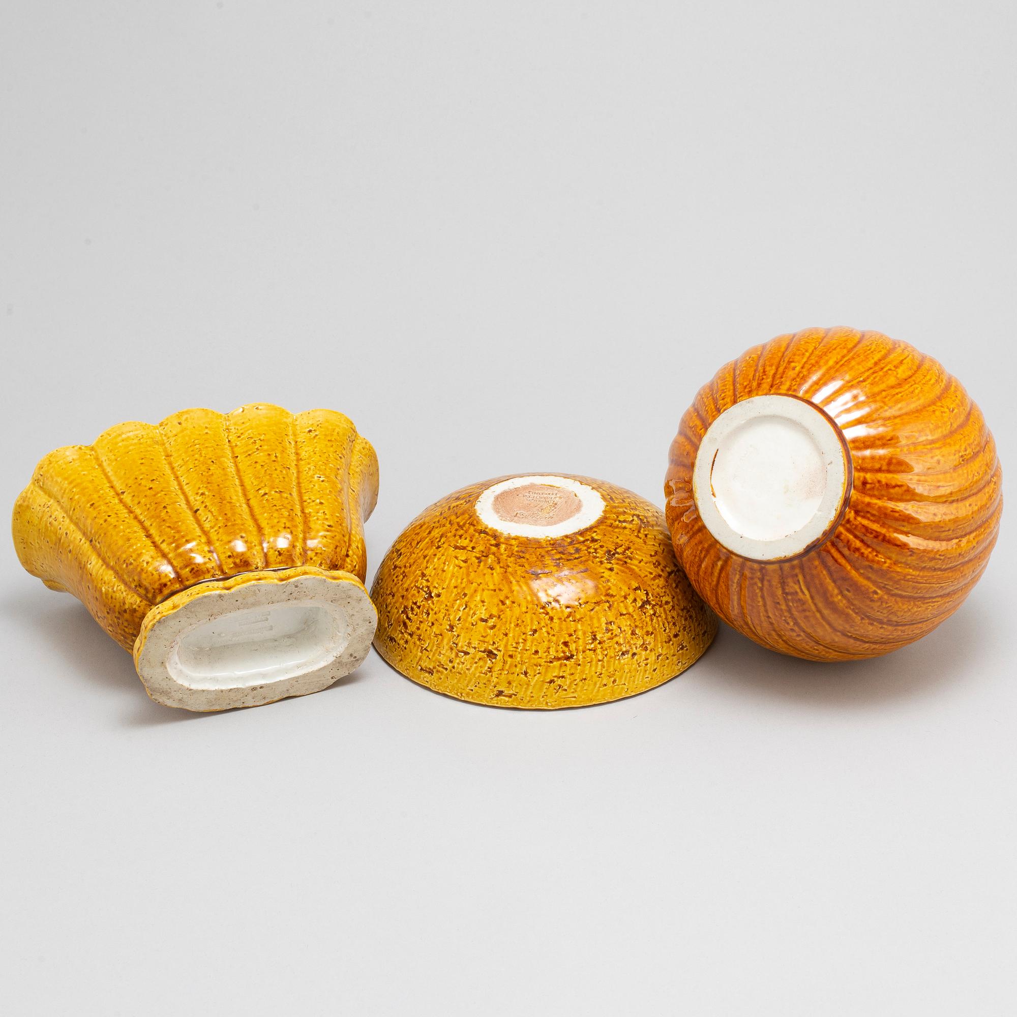 GUNNAR NYLUND, Two 'Chamotte' vases and a bowl, from Rörstrand, second half of the 20th century.