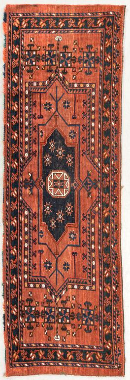 An antique Ersari runner ca 60 x 182 cm.