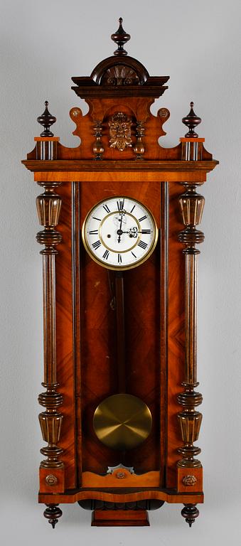 VÄGGPENDYL, sent 1800-tal, större modell.