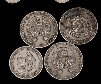 PARTI MYNT OCH MEDALJER, silver, Sverige 1876-1968. Totalvikt ca 810 gram.