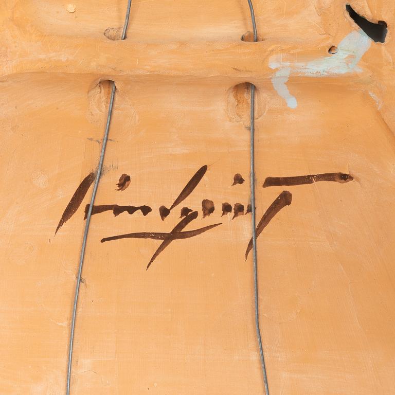 Bengt Lindqvist, "Woman with Fruit Basket".