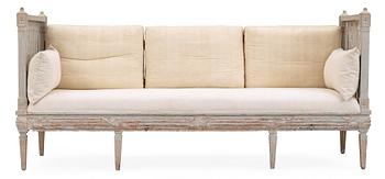471. A late Gustavian late 18th century sofa.