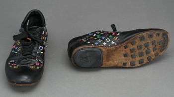 SKOR, Louis Vuitton.