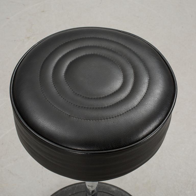 "Bar stool no 1", Eileen Grey, ClassiCon.