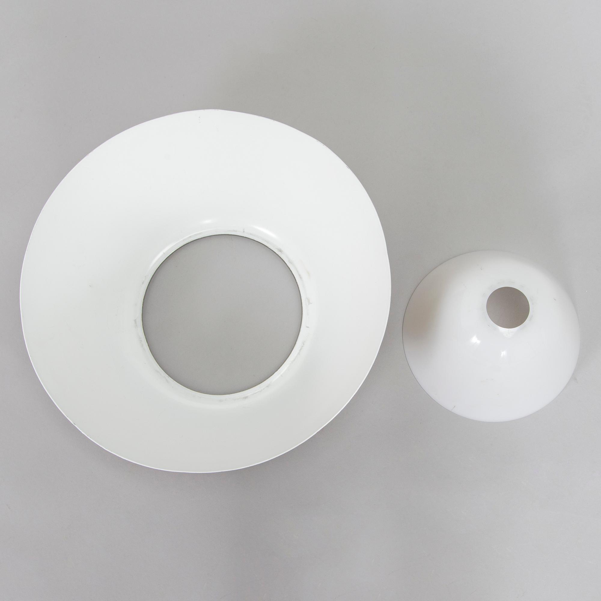 Lisa Johansson-Pape, pöytävalaisin, Stockmann Orno, 1900-luvun puoliväli.