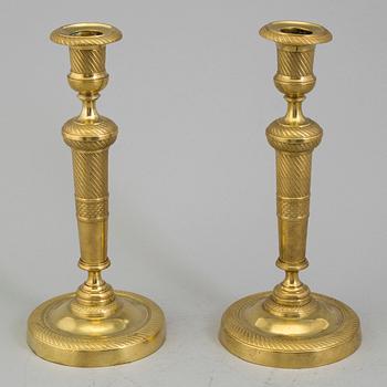 LJUSSTAKAR, ett par, Empire, mässing, 1800-talets mitt.