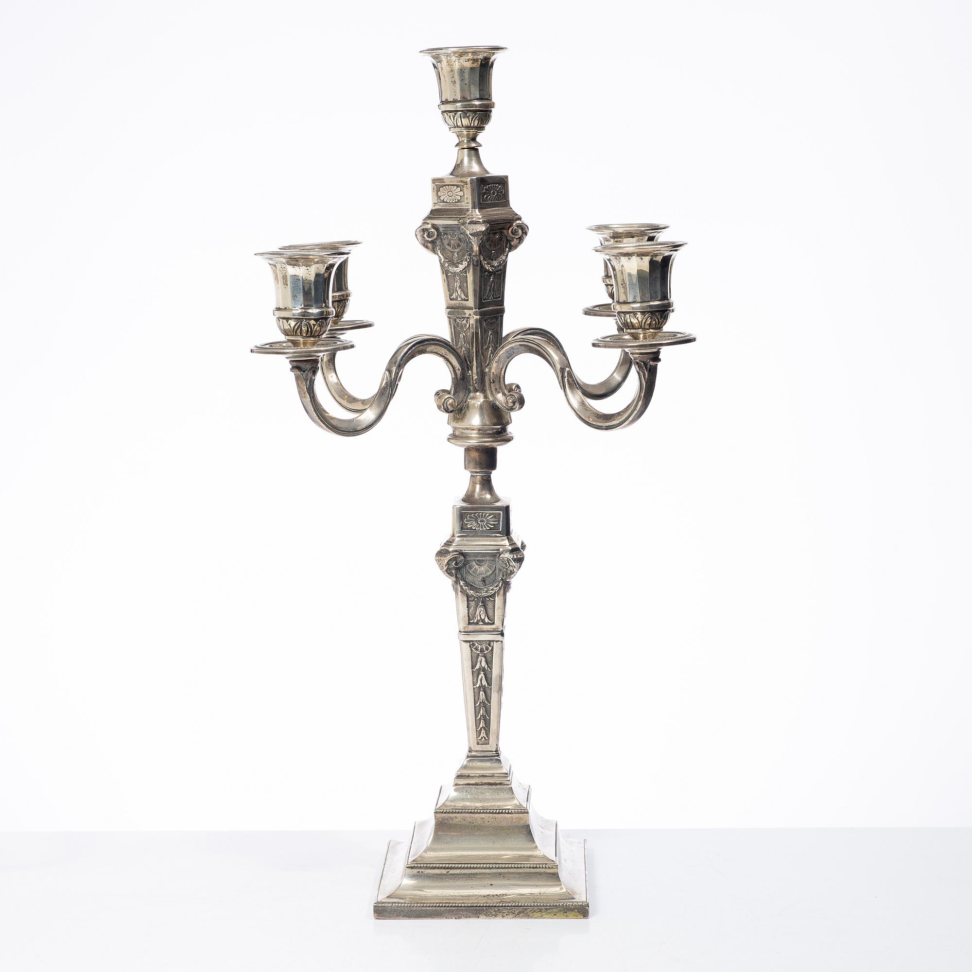 Lale Silverware & Co Ltd, kandelaber, silver, Louis XVI-stil, Istanbul, Turkiet 1900-tal.