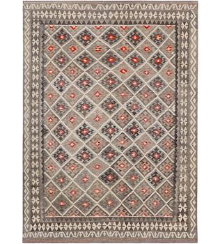 A Kilim carpet, c. 284 x 200 cm.