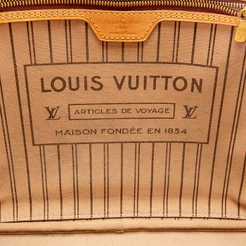 Louis Vuitton, "Neverfull NM MM", bag.