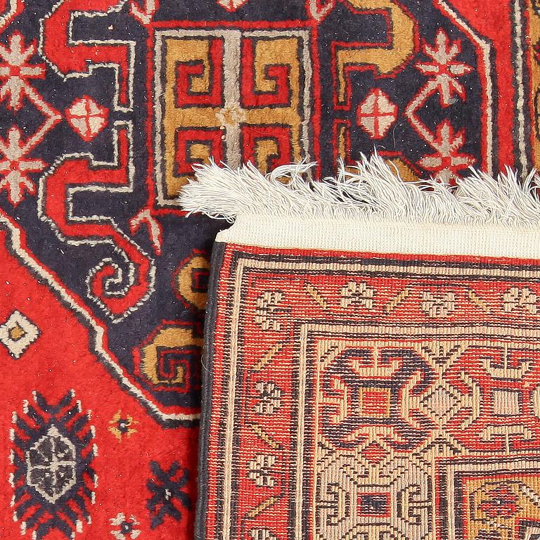 MATTA, Kaukasisk, 190x125 cm, 1900-talets andra hälft.
