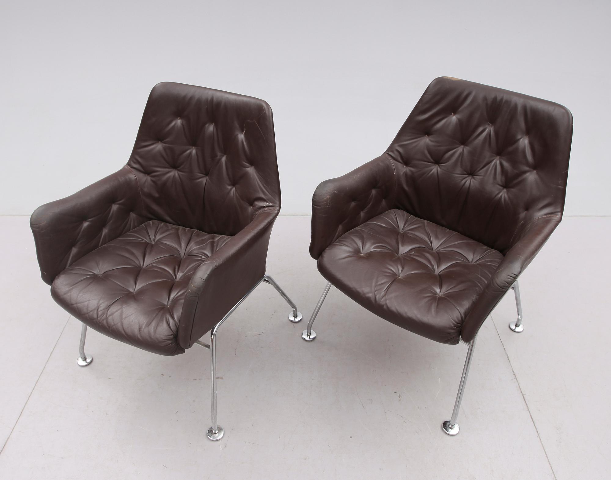 FÅTÖLJER, 1 par, Dux, 1900-talets andra hälft.