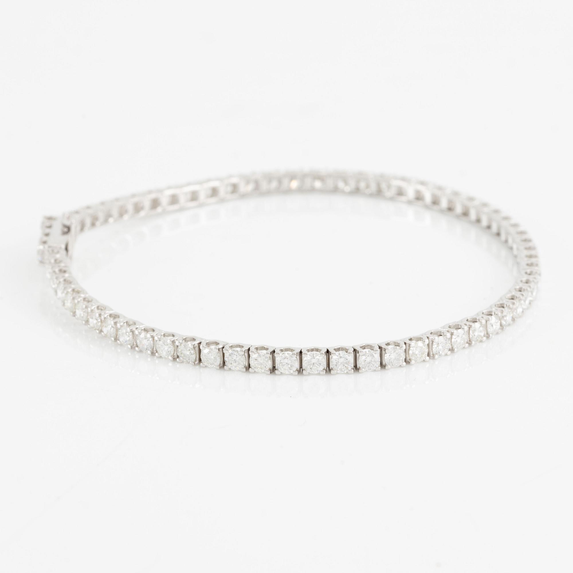 Tennis bracelet, 18K white gold with brilliant-cut diamonds.