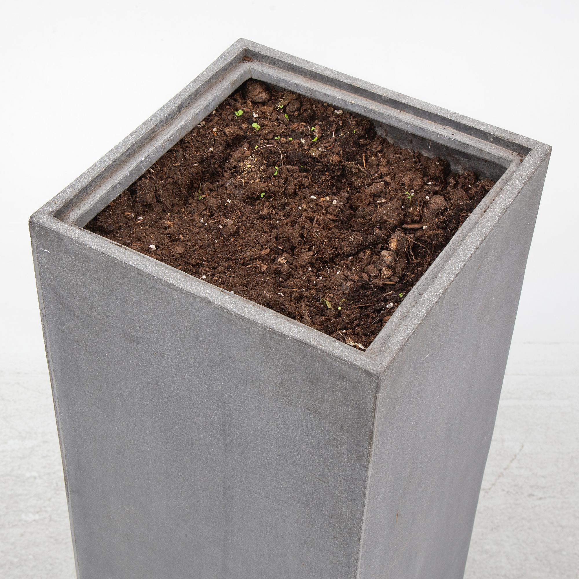 Garden bench, stools, and tall planter, contemporary manufacture.