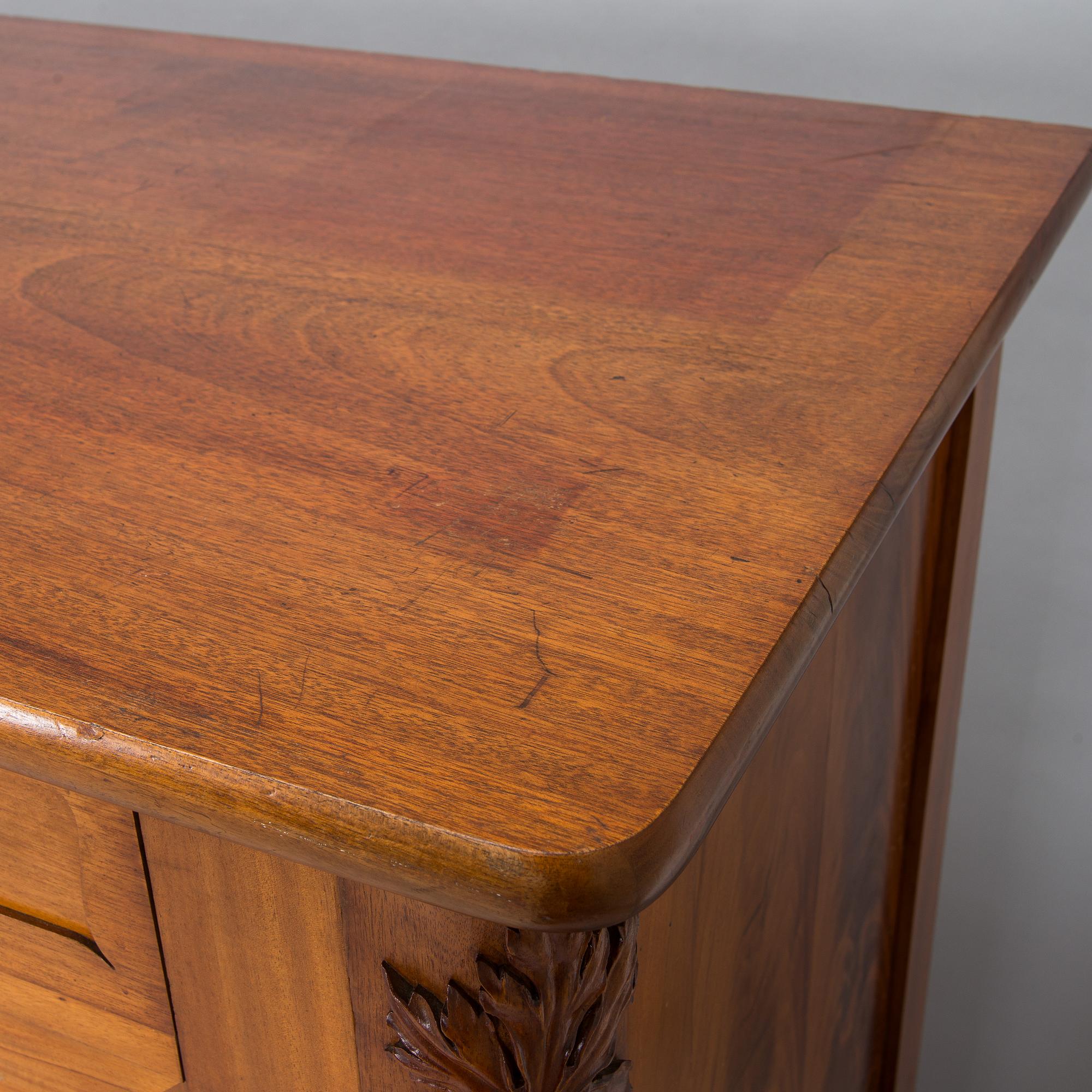 Karl Tirén, Senkki, A.B Naeslunds Möbelfabrik, Uumaja, n. 1901. Jugend.