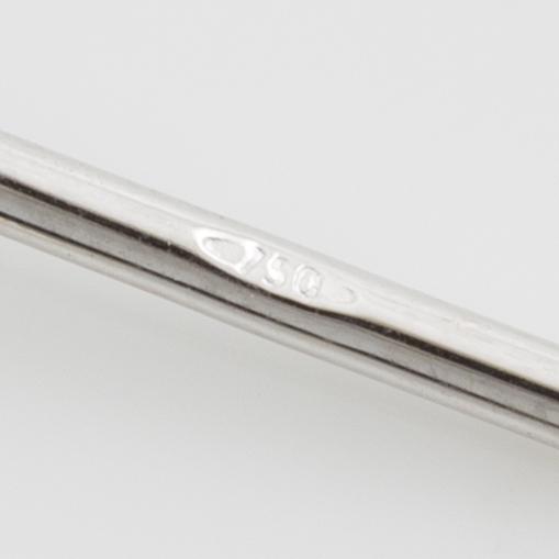 Earrings 18K white gold set with brilliant-cut diamonds, accompanied by GIA dossier.