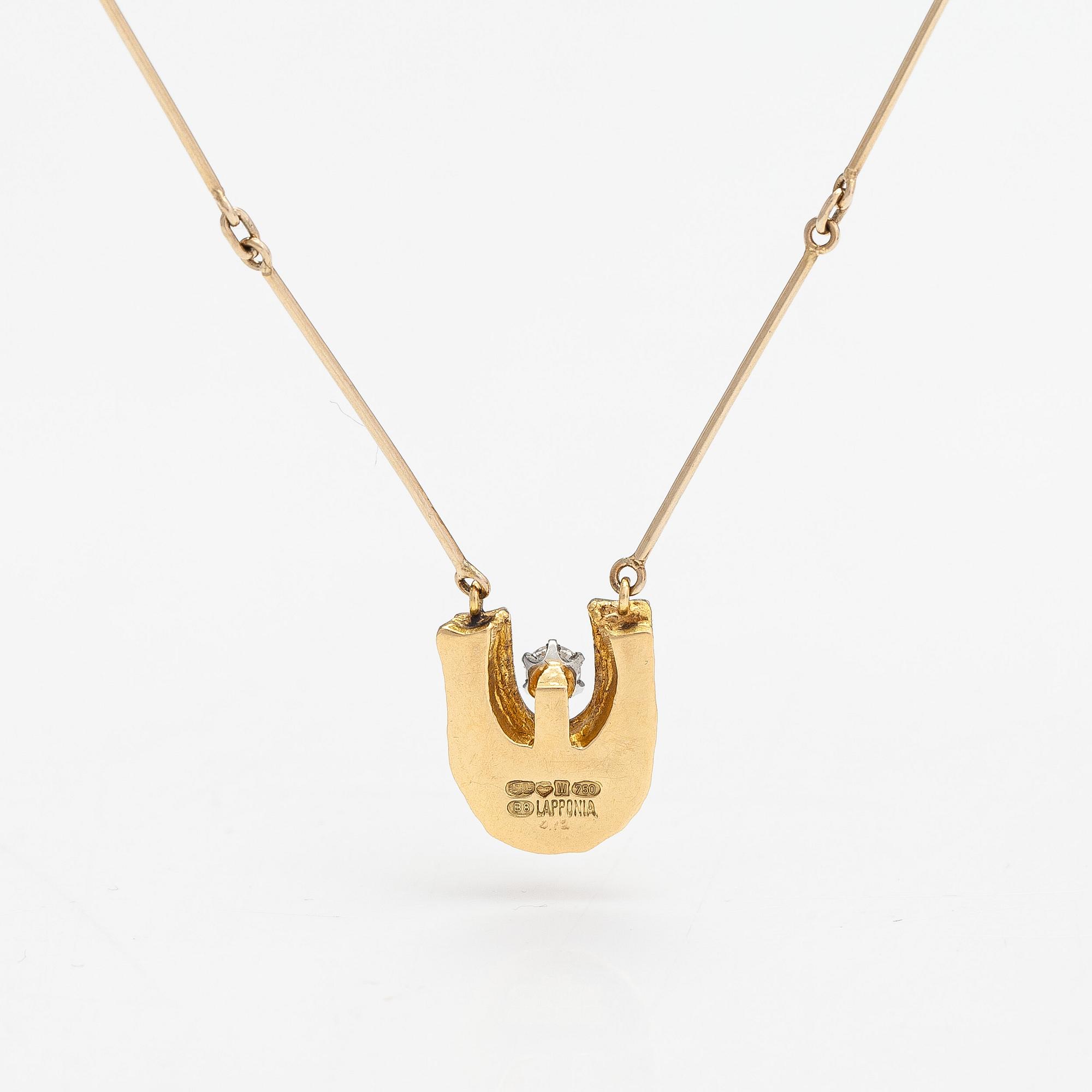 Juhani Linnovaara, Kaulakoru "Legato", 18K kultaa ja timantti n. 0.12 ct kaiverruksen mukaan, Lapponia 1979.
