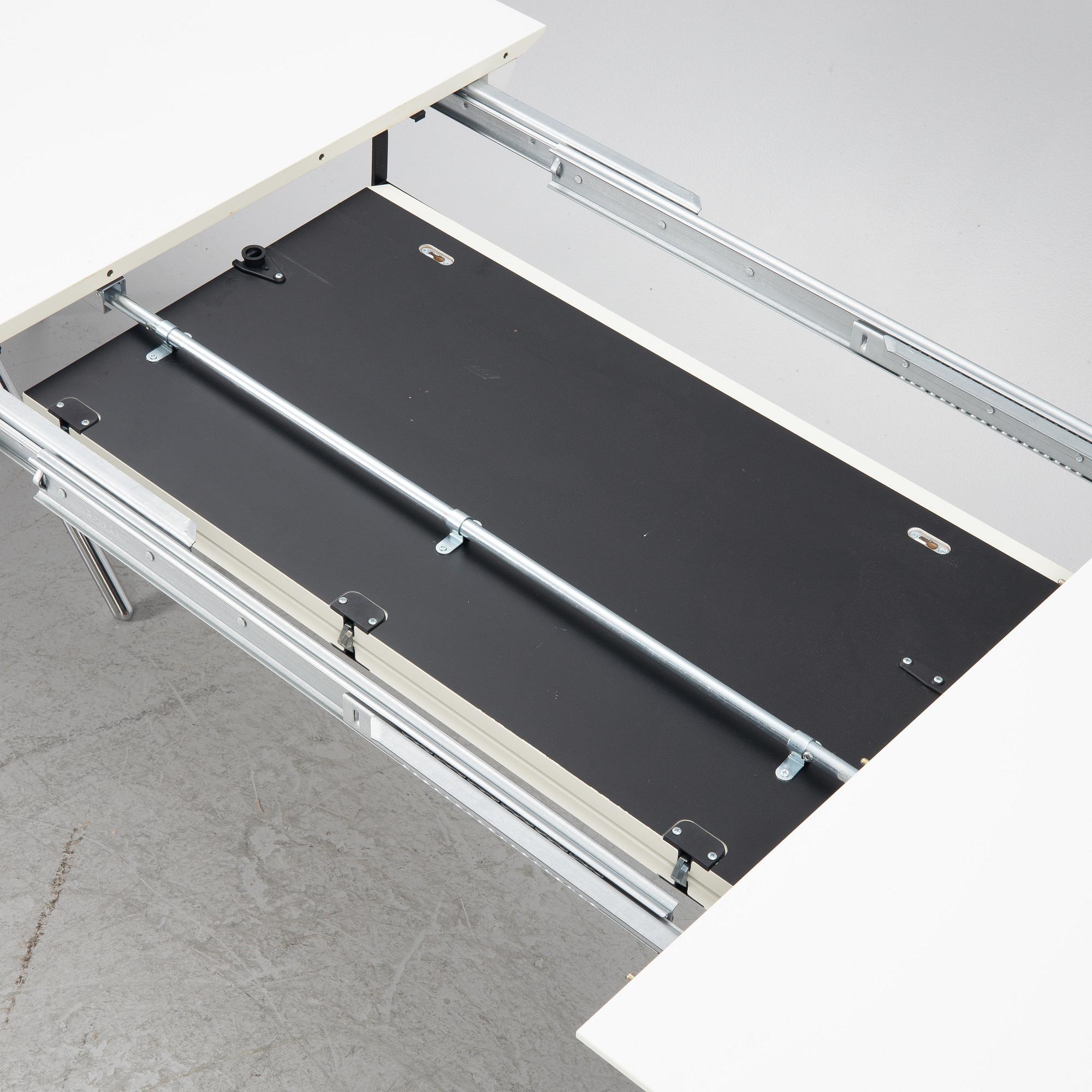 Karim Rashid, a dining table, 'Ottawa', BoConcept.