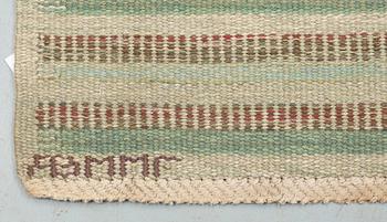 CARPET. "Randig med tvist, grön". Flat weave. 461 x 167,5 cm. Signed AB MMF BN.