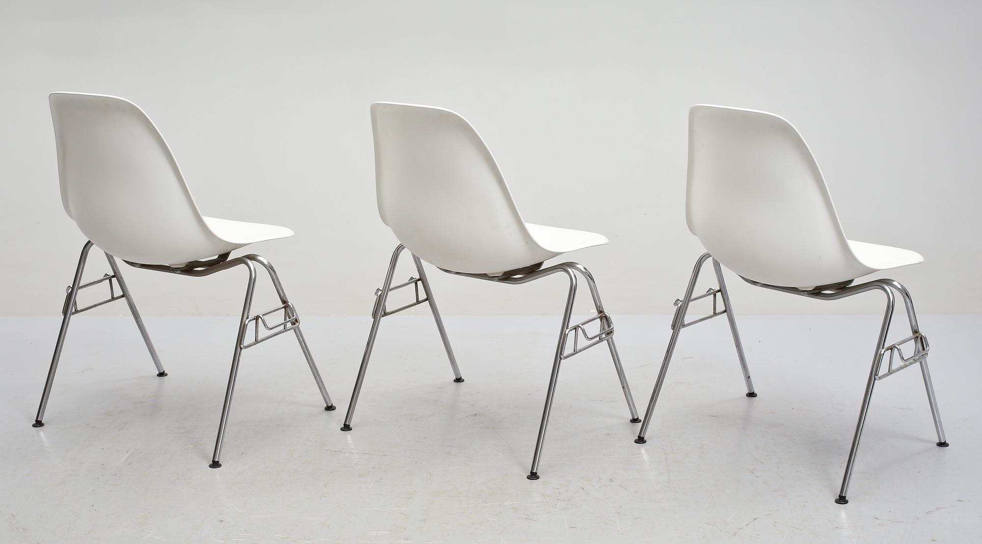 STOLAR, 3 st, "Plastic chair", Charles och Ray Eames, Vitra, 1900-talets andra hälft.