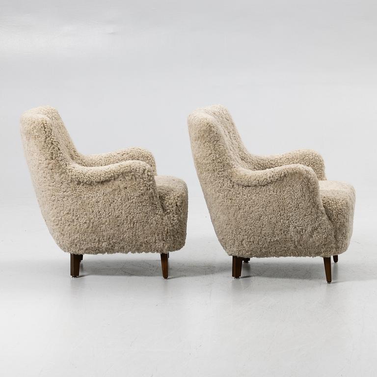 A pair of Scandinavian Modern armchairs, Denmark, 1940s.