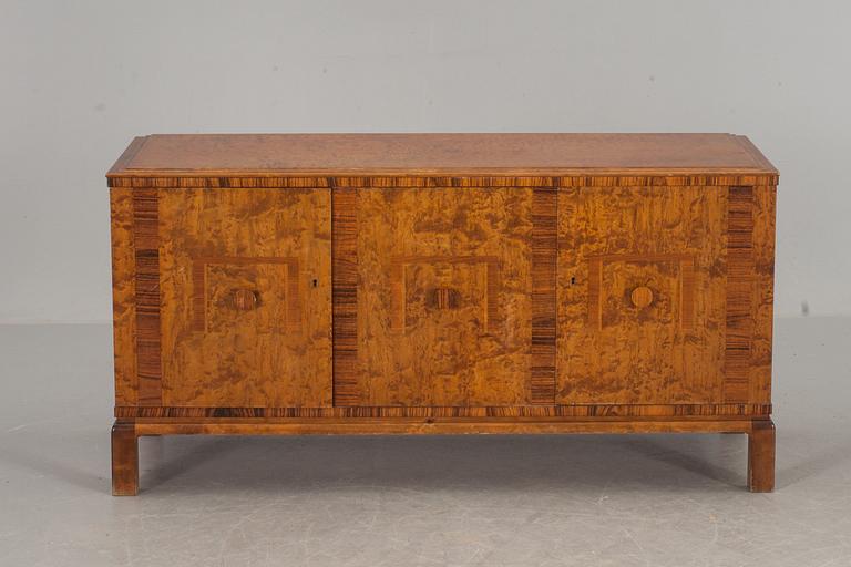 SIDEBOARD, Art deco, 1900-talets första hälft.