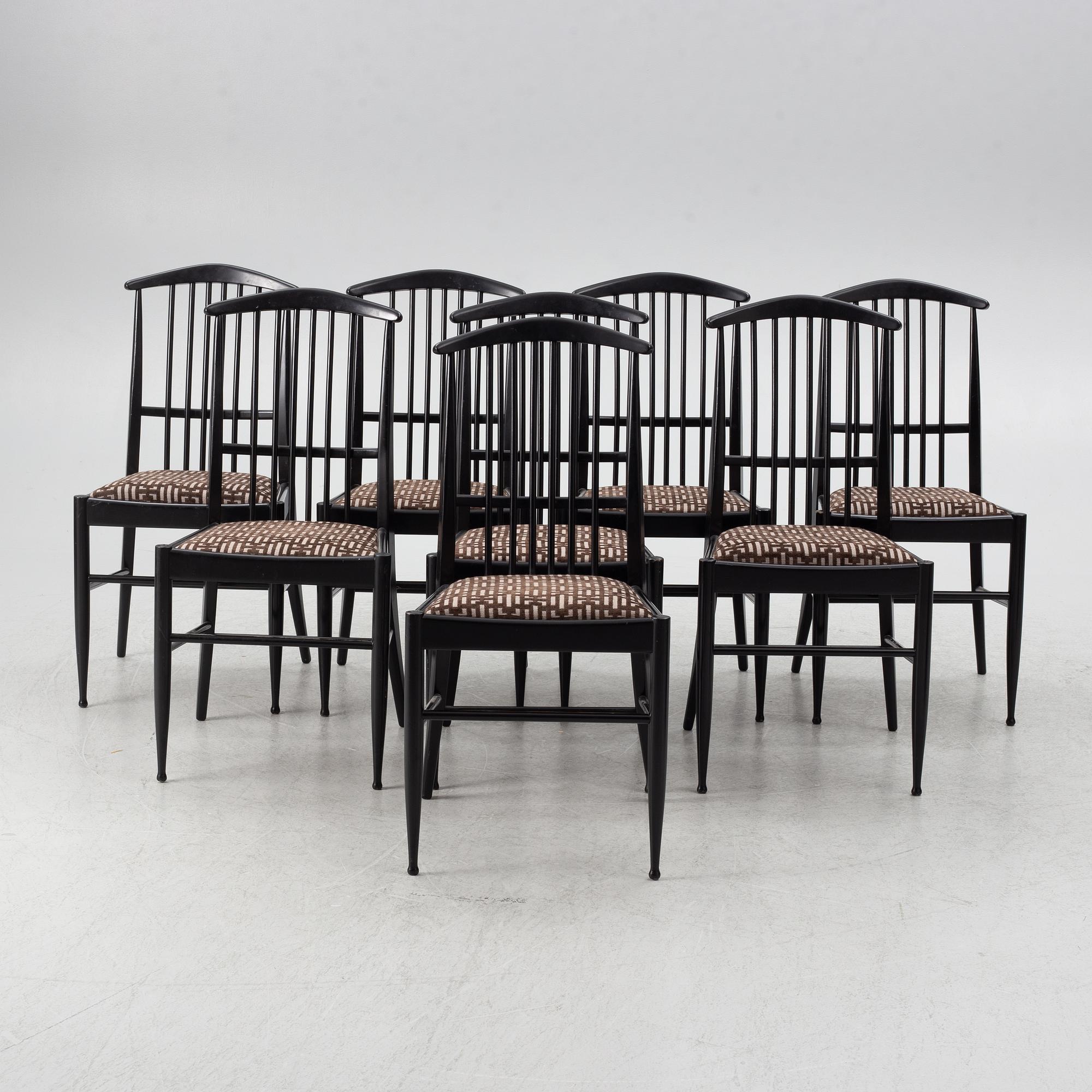 Kerstin Hörlin-Holmquist, Dining table with 8 chairs, 'Charlotte', Asko, Finland.