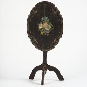 A Swedish late baroque japanned tilt-top tea table, mid 18th century.