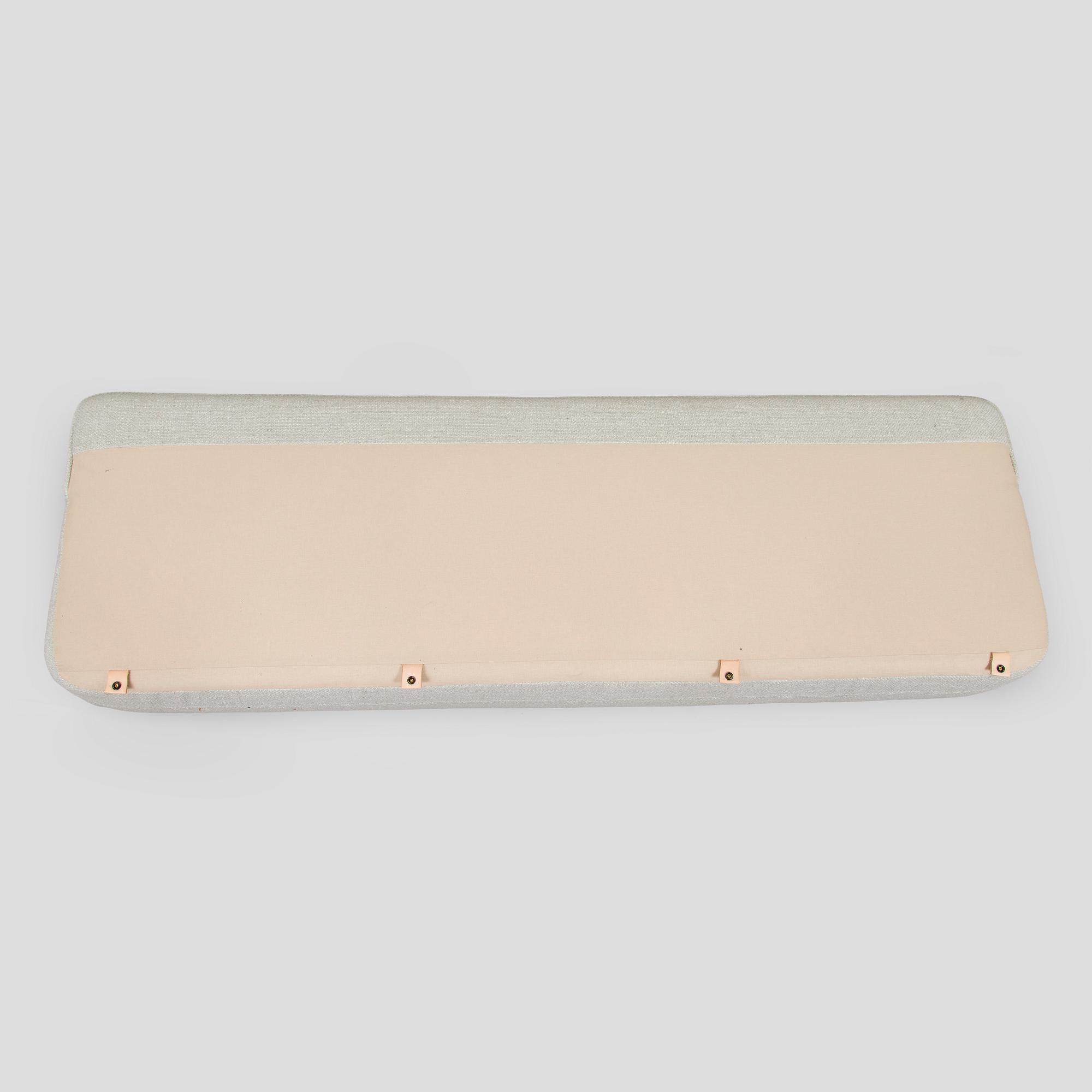 Flemming Lassen, sohva, "Vilhelm", valmistaja Audo Copenhagen. Uustuotanto. Muotoiltu 1935.